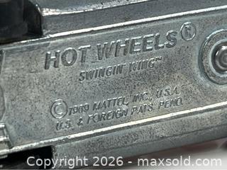 MaxSold Auction: Vintage Hot Wheels Redline 1969 “Swingin’ Wing” - Campbell (California, USA) PARTNER MANAGED Estate Sale Online Auction - Dell Avenue