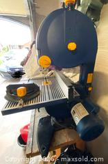 MaxSold Auction: Mastercraft 9in Band saw  - Lincoln (Ontario, Canada) SELLER MANAGED Moving Online Auction - Sandy Cove Drive
