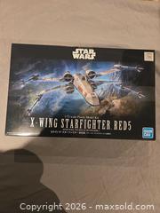 MaxSold Auction: Bandai 1/72 X-Wing Starfighter RED5 Plastic Model Kit - Hamilton (Ontario, Canada) SELLER MANAGED Downsizing Online Auction - Alderney Avenue