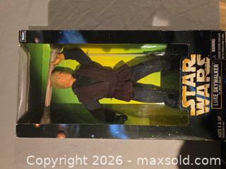 MaxSold Auction: Star Wars Luke Skywalker 12-inch Action Figure (Carded Window Box) - Hamilton (Ontario, Canada) SELLER MANAGED Downsizing Online Auction - Alderney Avenue