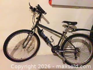 MaxSold Auction: Kona Fire Mountain Aluminum Mountain Bike, 26-inch Wheels - Oakville (Ontario, Canada) SELLER MANAGED Moving Online Auction - Rushbrooke Drive