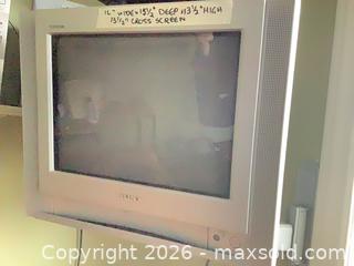 MaxSold Auction: Sony Trinitron 13.5-inch CRT TV, Silver/Gray - Oakville (Ontario, Canada) SELLER MANAGED Moving Online Auction - Rushbrooke Drive
