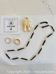 MaxSold Auction: 14K GOLD RINGS, Vintage Elephant Pendant, Fresh water pearl necklace.  - Collingwood (Ontario, Canada) SELLER MANAGED Downsizing Online Auction - Chamberlain Crescent
