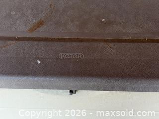 MaxSold Auction: Keter Deck Box - Collingwood (Ontario, Canada) SELLER MANAGED Downsizing Online Auction - Chamberlain Crescent