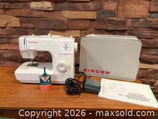 MaxSold Auction: SINGER Sewing Machine - Collingwood (Ontario, Canada) SELLER MANAGED Downsizing Online Auction - Chamberlain Crescent