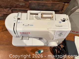 MaxSold Auction: SINGER Sewing Machine - Collingwood (Ontario, Canada) SELLER MANAGED Downsizing Online Auction - Chamberlain Crescent