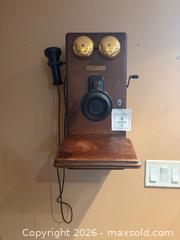 MaxSold Auction: THE NORTHERN ELECTRIC & MANUFACTURING CO. LTD Telephone  - Collingwood (Ontario, Canada) SELLER MANAGED Downsizing Online Auction - Chamberlain Crescent