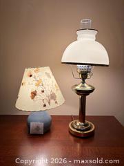 MaxSold Auction: Two Lamps - Collingwood (Ontario, Canada) SELLER MANAGED Downsizing Online Auction - Chamberlain Crescent