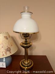 MaxSold Auction: Two Lamps - Collingwood (Ontario, Canada) SELLER MANAGED Downsizing Online Auction - Chamberlain Crescent
