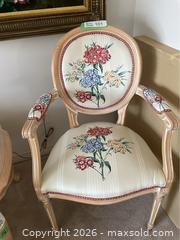 MaxSold Auction: Gorgeous Vintage Arm Chair - Langley (British Columbia, Canada) PARTNER MANAGED Moving Online Auction - 46a Avenue