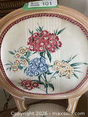 MaxSold Auction: Gorgeous Vintage Arm Chair - Langley (British Columbia, Canada) PARTNER MANAGED Moving Online Auction - 46a Avenue