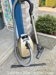 MaxSold Auction: Miele portable Vacuum  - Langley (British Columbia, Canada) PARTNER MANAGED Moving Online Auction - 46a Avenue