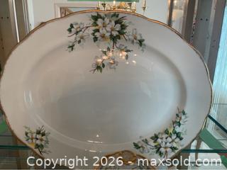 MaxSold Auction: Nice Royal Albert China - Langley (British Columbia, Canada) PARTNER MANAGED Moving Online Auction - 46a Avenue