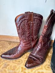 MaxSold Auction: Vintage leather cowboy boots  - Mississauga (Ontario, Canada) PARTNER MANAGED Estate Sale Online Auction - Thorn Lodge Drive