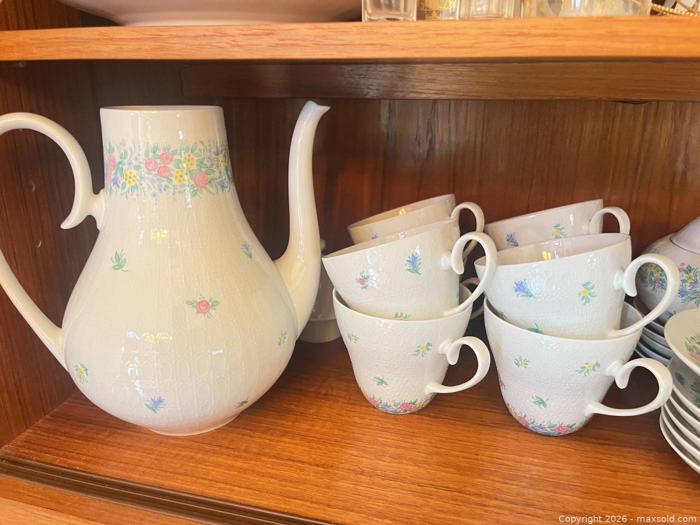 Bid Gallery | Mckinney (Texas, USA) PARTNER MANAGED Downsizing Online ...