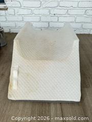 MaxSold Auction: Leg Support Cushion - Cocoa (Florida, USA) SELLER MANAGED Estate Sale Online Auction - Broadcast Court
