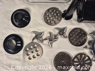 MaxSold Auction: STX International Electric Meat Grinder with Accessories - Cypress (Texas, USA) PARTNER MANAGED Downsizing Online Auction - Woodworth Drive