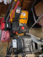 MaxSold Auction: Snowblower Cub Cadet 2X 524 WE 24-inch Two-Stage Snowblower, 208cc - Sykesville (Maryland, USA) SELLER MANAGED Moving Online Auction - Streaker Road