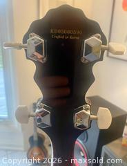 MaxSold Auction: Fender 5 -string Resonator Banjo w/ Hard Case ~ Mint! - Caledon (Ontario, Canada) SELLER MANAGED Downsizing Online Auction - Westchester Boulevard