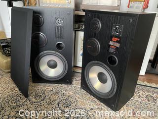 MaxSold Auction: Pair of Vintage Acoustic Audio Floor Speakers ( Model H-CD12) - Caledon (Ontario, Canada) SELLER MANAGED Downsizing Online Auction - Westchester Boulevard