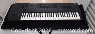 MaxSold Auction: KORG i3 Interactive Music Workstation  Comes in padded carry bag. - Ottawa (Ontario, Canada) SELLER MANAGED Moving Online Auction - Coventry Road (STORAGE)