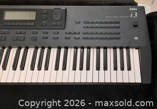MaxSold Auction: KORG i3 Interactive Music Workstation  Comes in padded carry bag. - Ottawa (Ontario, Canada) SELLER MANAGED Moving Online Auction - Coventry Road (STORAGE)
