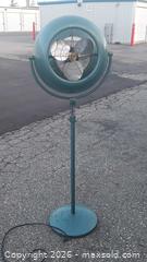 MaxSold Auction: Mid century VORNADO pedestal fan - Ottawa (Ontario, Canada) SELLER MANAGED Moving Online Auction - Coventry Road (STORAGE)