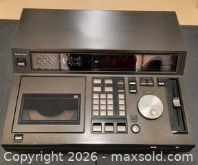 MaxSold Auction: TECHNICS SL-P1200 Large Cash Register Style Desktop CD player - Ottawa (Ontario, Canada) SELLER MANAGED Moving Online Auction - Coventry Road (STORAGE)