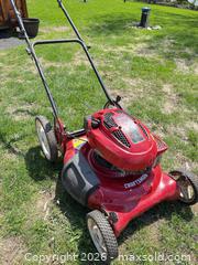 MaxSold Auction: Craftsman 21 in Gas Push Lawn Mower, 6.75 HP - Montague (Smiths Falls)(Ontario, Canada) PARTNER MANAGED Downsizing Online Auction -  Rainbow Valley Drive