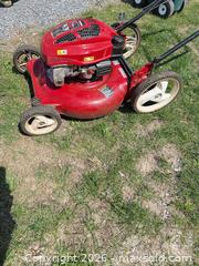 MaxSold Auction: Craftsman 21 in Gas Push Lawn Mower, 6.75 HP - Montague (Smiths Falls)(Ontario, Canada) PARTNER MANAGED Downsizing Online Auction -  Rainbow Valley Drive