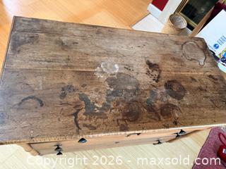 MaxSold Auction: Mid 1800s Antique Federal Dresser - Walworth (New York, USA) PARTNER MANAGED Estate Sale Online Auction - Fairway 18