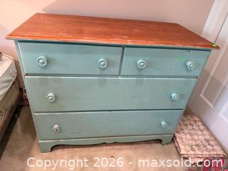 MaxSold Auction: Robins Egg Dresser & Mirror - Walworth (New York, USA) PARTNER MANAGED Estate Sale Online Auction - Fairway 18