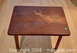 MaxSold Auction: Small Side Table - Walworth (New York, USA) PARTNER MANAGED Estate Sale Online Auction - Fairway 18
