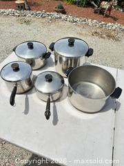 MaxSold Auction: Revere Ware Stainless Steel Cookware Set, 9 Piece - Morgan Hill (California, USA) PARTNER MANAGED Estate Sale Online Auction -  Dougherty Avenue
