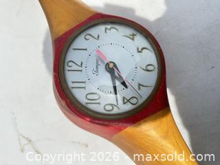 MaxSold Auction: Tempo Wood Propeller Wall Clock, 24–36 inches - Morgan Hill (California, USA) PARTNER MANAGED Estate Sale Online Auction -  Dougherty Avenue