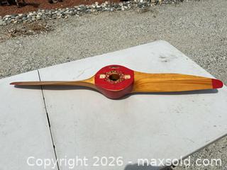 MaxSold Auction: Tempo Wood Propeller Wall Clock, 24–36 inches - Morgan Hill (California, USA) PARTNER MANAGED Estate Sale Online Auction -  Dougherty Avenue