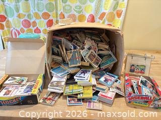 MaxSold Auction: Bulk 1970s–1980s Baseball & Hockey Trading Cards - New Westminster (British Columbia, Canada) SELLER MANAGED Estate Sale Online Auction - Princess Street