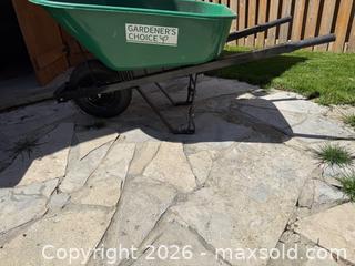 MaxSold Auction: Gardener’s Choice Homeowner Wheelbarrow - Toronto (Ontario, Canada) SELLER MANAGED Moving Online Auction - Shadwick Drive