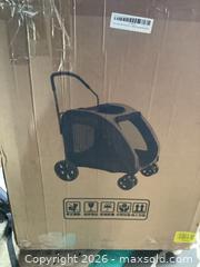 MaxSold Auction: Pet Carrier NIB - Kingston (Ontario, Canada) PARTNER MANAGED Downsizing Online Auction -  Sydenham Road