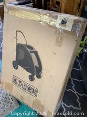 MaxSold Auction: Pet Carrier NIB - Kingston (Ontario, Canada) PARTNER MANAGED Downsizing Online Auction -  Sydenham Road