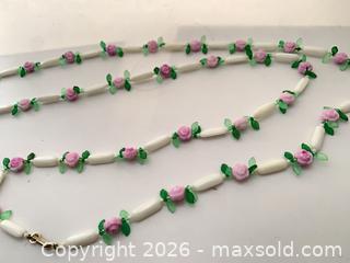MaxSold Auction: VTG rotating brocade Jewelry Box and contents - Bracelets, Necklaces, Brooches, Ringsb - Victoria (British Columbia, Canada) SELLER MANAGED Downsizing Online Auction -  Camosun Street (CONDO)