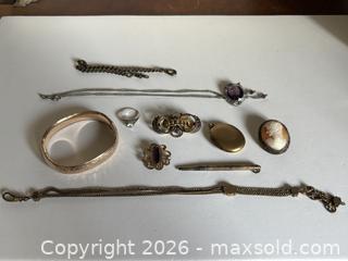 MaxSold Auction: Collection of Antique Jewelry - North Vancouver (British Columbia, Canada) PARTNER MANAGED Downsizing Online Auction - 14th Street West 519