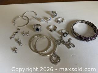 MaxSold Auction: Collection of Silver Jewelry #1 - North Vancouver (British Columbia, Canada) PARTNER MANAGED Downsizing Online Auction - 14th Street West 519