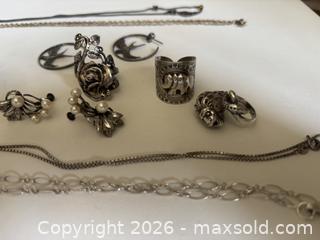 MaxSold Auction: Collection of Silver Jewelry #2 - North Vancouver (British Columbia, Canada) PARTNER MANAGED Downsizing Online Auction - 14th Street West 519