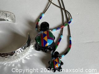 MaxSold Auction: South West Jewelry Collection - North Vancouver (British Columbia, Canada) PARTNER MANAGED Downsizing Online Auction - 14th Street West 519