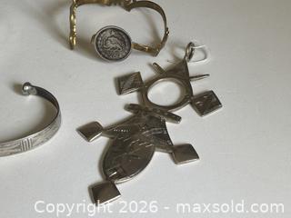 MaxSold Auction: Tribal Ethnic Jewelry - North Vancouver (British Columbia, Canada) PARTNER MANAGED Downsizing Online Auction - 14th Street West 519