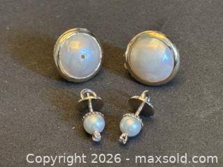MaxSold Auction: Two Pairs of Pearl Earrings - North Vancouver (British Columbia, Canada) PARTNER MANAGED Downsizing Online Auction - 14th Street West 519