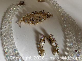 MaxSold Auction: Vintage Costume Jewelry #1 - North Vancouver (British Columbia, Canada) PARTNER MANAGED Downsizing Online Auction - 14th Street West 519