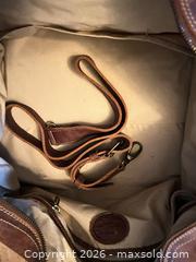 MaxSold Auction: Roots Brown Leather Duffel / Weekender Bag - Ottawa (Ontario, Canada) PARTNER MANAGED Downsizing Online Auction - Stewart Street (CONDO)