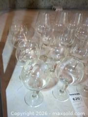 MaxSold Auction: Stemware B - Montgomery (New Jersey, USA) PARTNER MANAGED Downsizing Online Auction - Bedford Drive